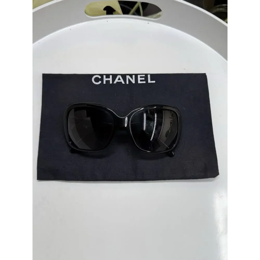 CHANEL Bow Sunglasses 5171-C Black w/ White Bow CC Logo – 60mm